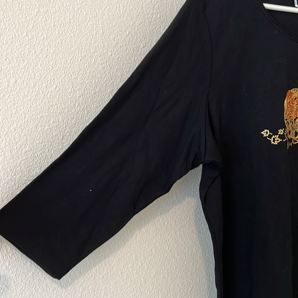 Karen Scott NWT. 1X black shirt with fall pumpkin - Picture 5 of 6